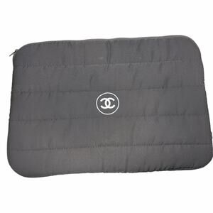 Chanel Soft Laptop Sleeve Case Black CC Logo – New w/ Box - GWP